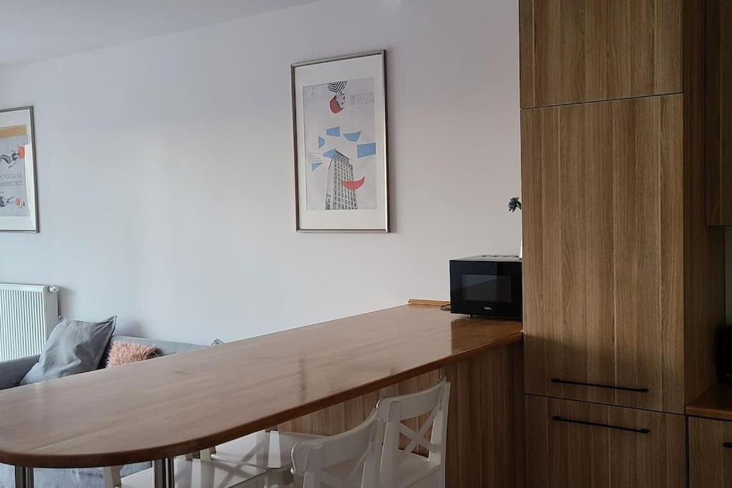 Wellsituated 1 Bedroom Condo In Warsaw Freeparking Exteriör bild